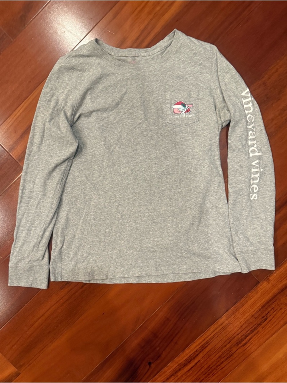 Vineyard Vines Women Heather Gray Long-Sleeve Tee with Chest Graphic medium